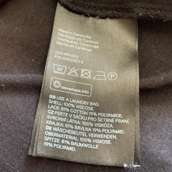 H&M Black Tank - Picture 7 of 16